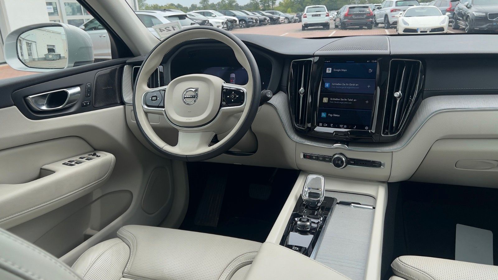 Fahrzeugabbildung Volvo XC60 B5 D Ultimate Bright AWD*AHK*STHZG*Massage*