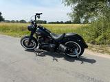 Harley-Davidson Fatboy Special Bobber Umbau - Offers
