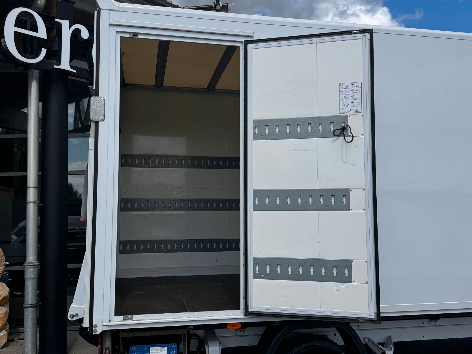 Fahrzeugabbildung Mercedes-Benz Sprinter 317 CDI 4325 Koffer LBW Klima Kamera