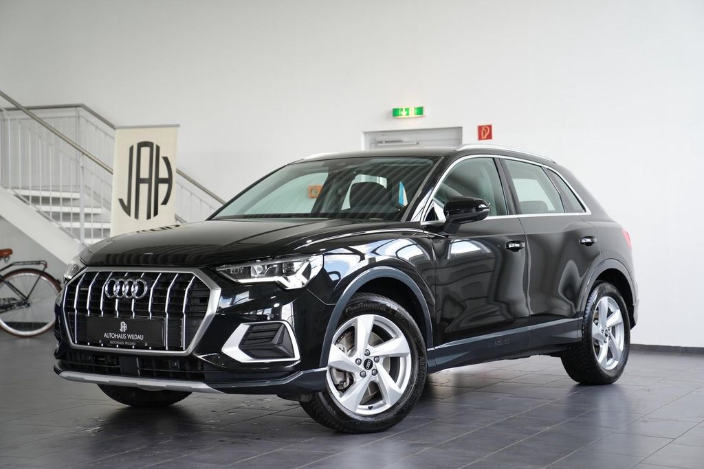 Image of Audi Q3