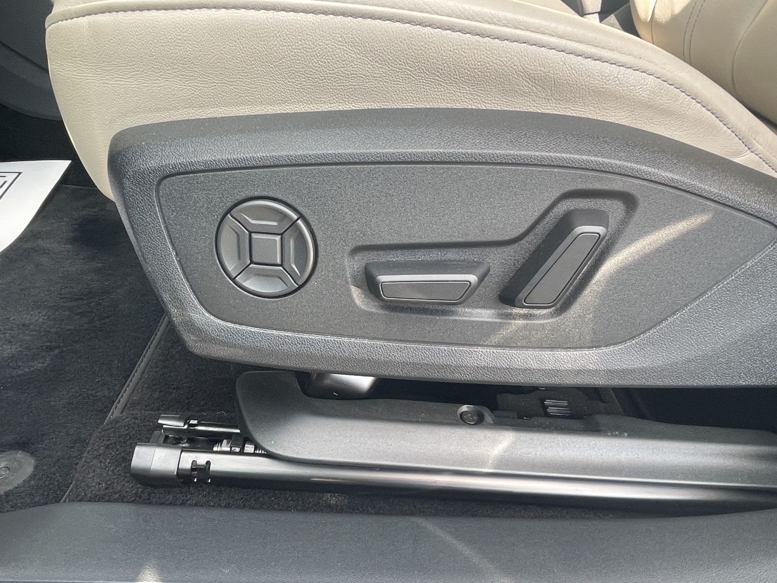 Audi Q4 e-tron - Bild 24
