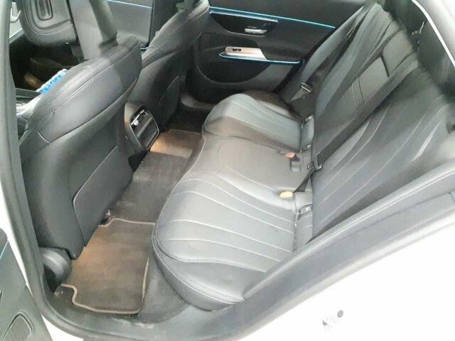 Fahrzeugabbildung Mercedes-Benz E 300de Avantgarde+Distr+Memory+360+Digital+AHK