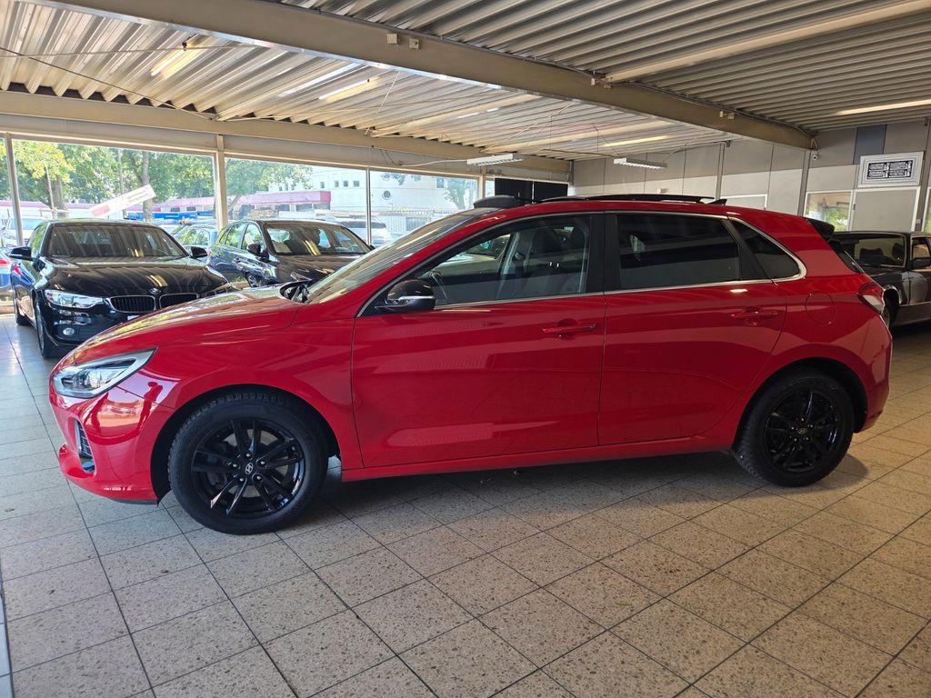 Hyundai i30 Intro HU AU NEU – Ansicht 4