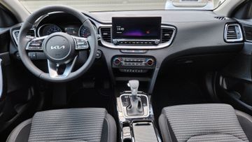 Kia Ceed SW 1.5T DCT7 48V Ultimate Edition PDC Navi