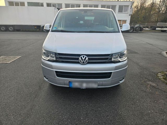 Volkswagen VW T5 Caravelle