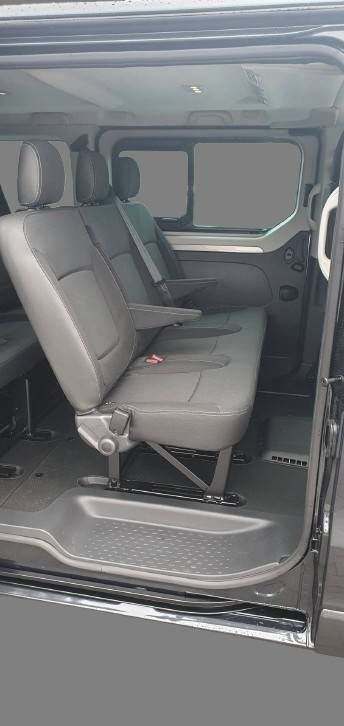 Fahrzeugabbildung Renault TRAFIC Pkw Grand Evolution Blue dCi 150 MY24