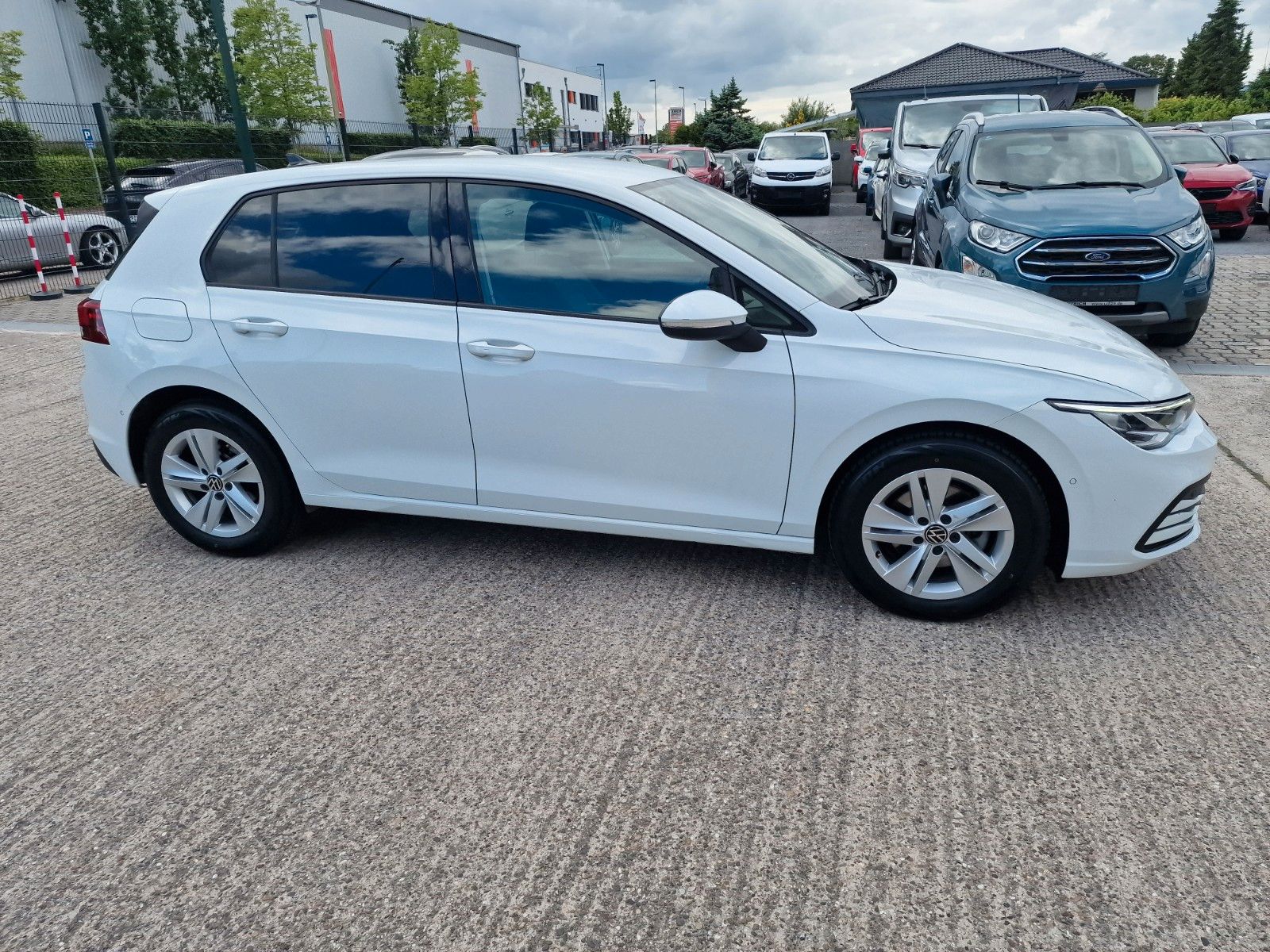 Volkswagen Golf VIII Lim. Life,Kam,Navi,Keyless, Totwinkel