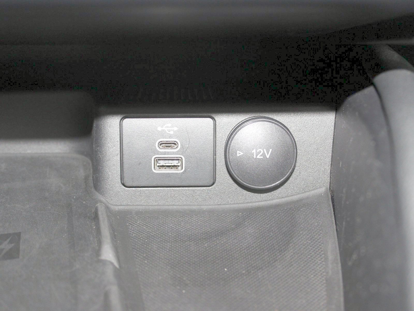 Fahrzeugabbildung Ford Kuga Plug-In Hybrid ST-Line