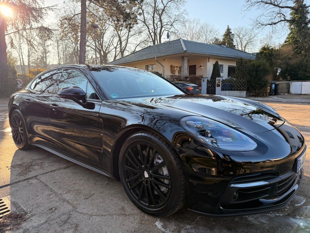 Image of Porsche Panamera