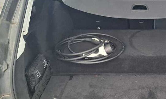 Fahrzeugabbildung Mercedes-Benz E 300de T 4Mat LED/NAVI/VIRTU/MEMO/HUD/8Fa