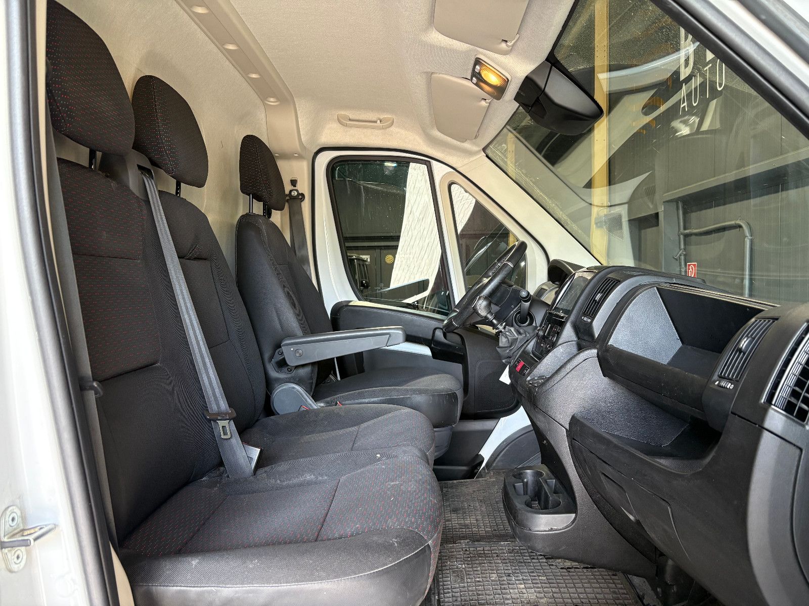 Fahrzeugabbildung Fiat Ducato/L4H2 RS: 4035 mm/KAMERA/APPLE/NAVI/3-SITZ