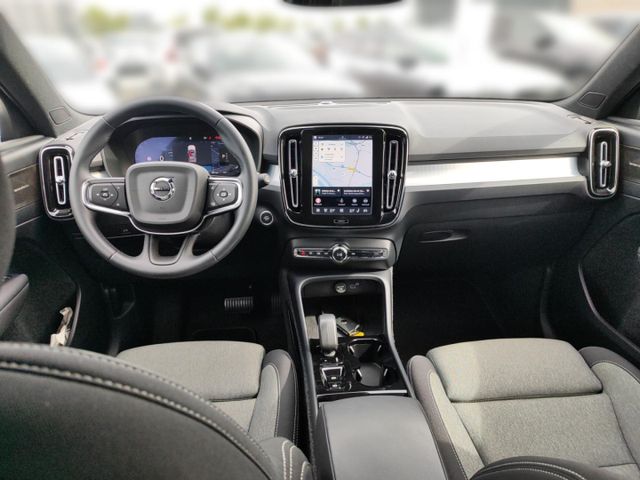 VOLVO XC 40 (Bild 21 von Array)