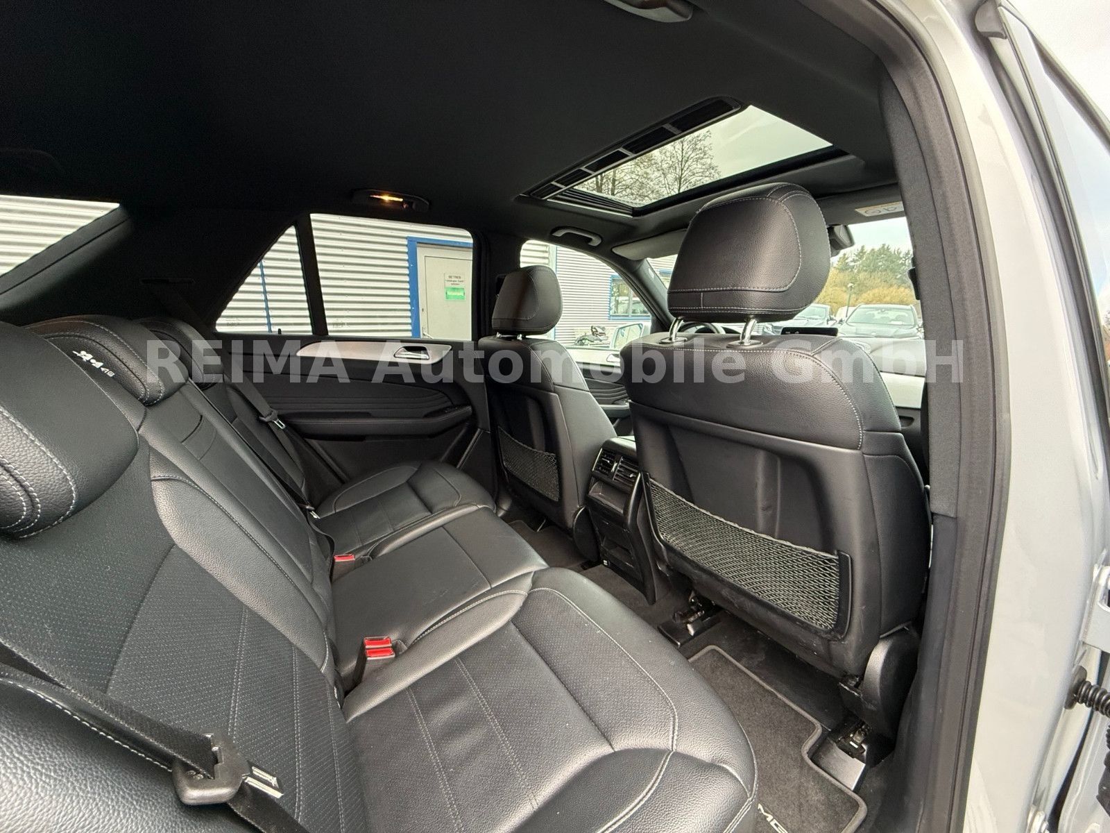 Fahrzeugabbildung Mercedes-Benz GLE 250 d AMG-Paket, LED, H&K, DAB, Leder