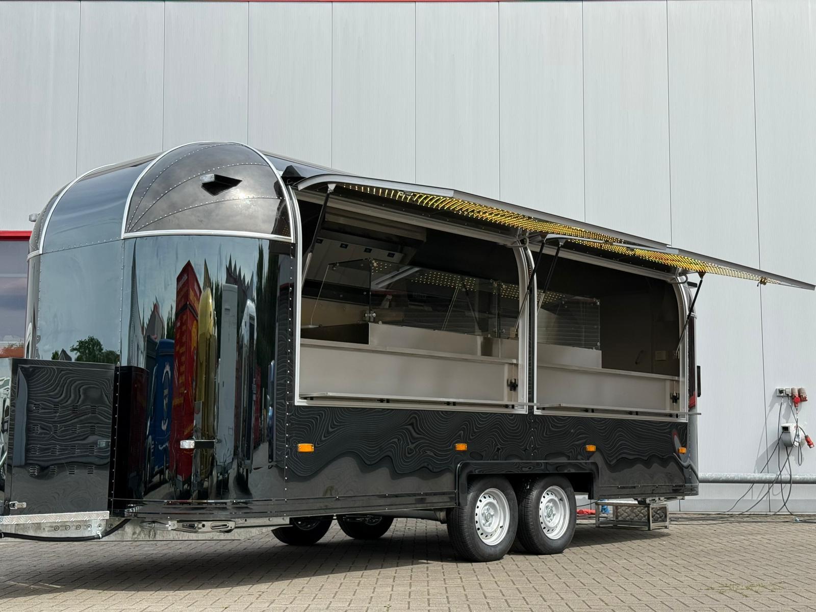 Esselmann Foodtruck 6000 ähn. Airstream Black