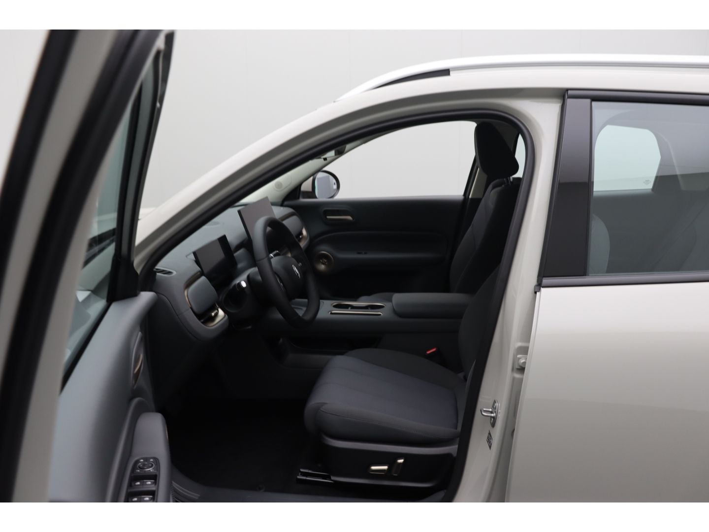 Fahrzeugabbildung GWM ORA 5 Hybrid Premium 360 Kamera ACC SHZ