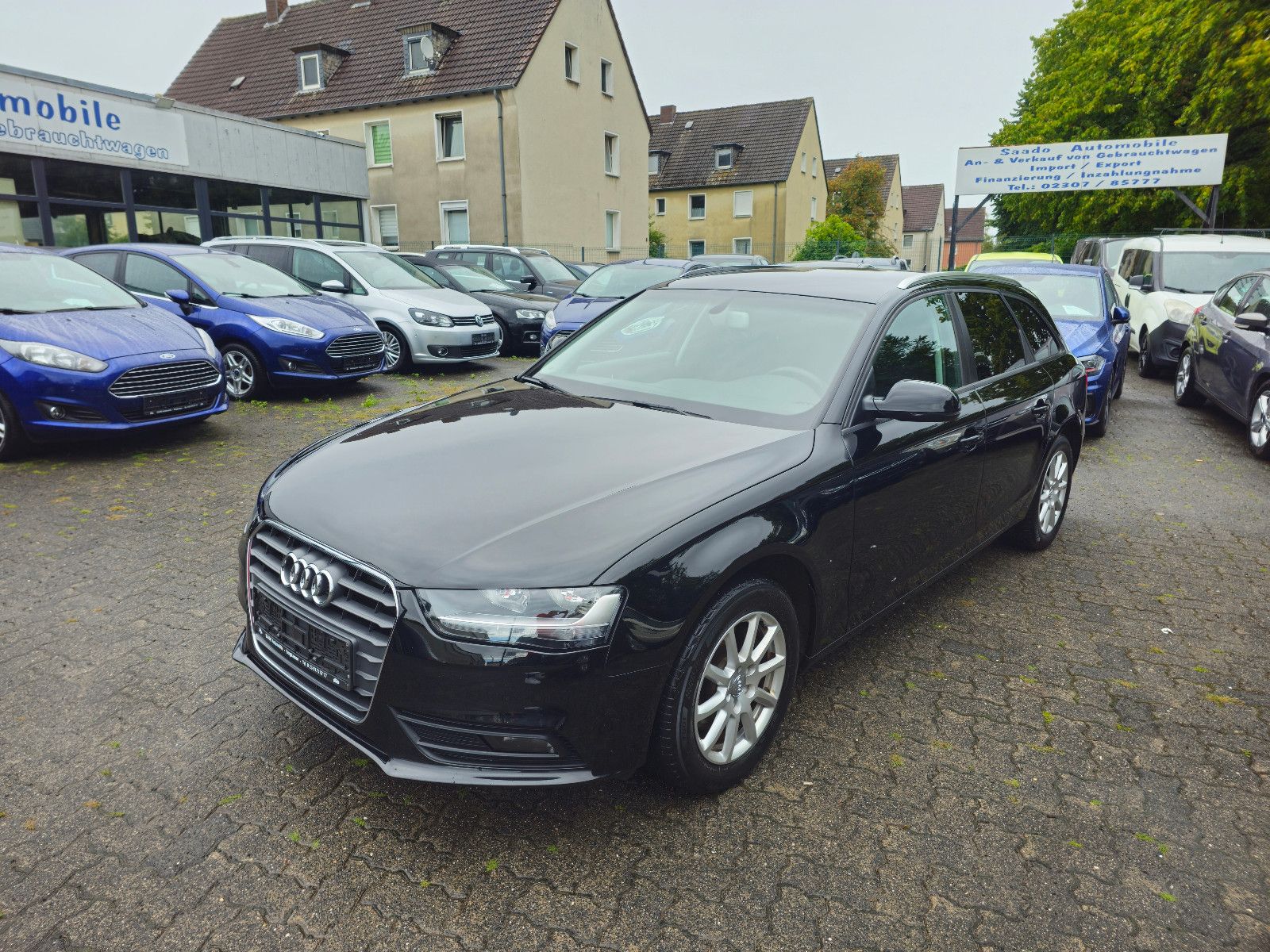 Audi A4 - 1