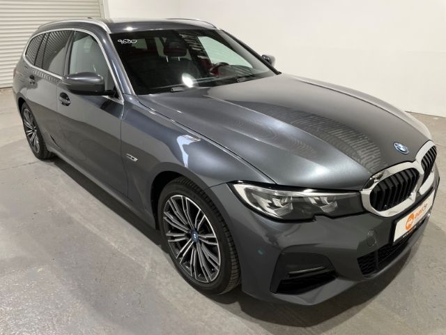 BMW 320 e Touring M Sport Automatik EU6 Leder LED AC foto 4