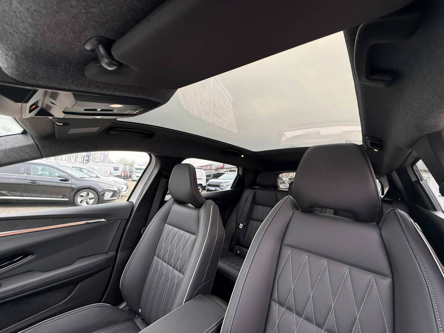 Fahrzeugabbildung Mitsubishi Eclipse Cross Diamant TOP