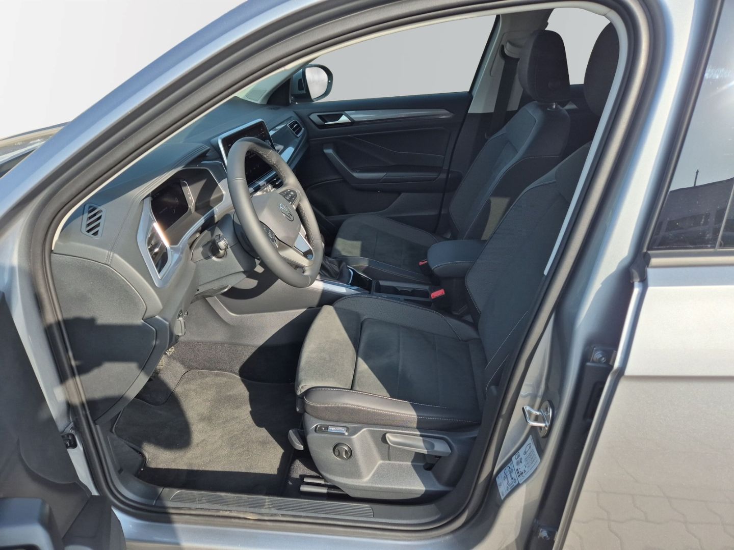 Volkswagen T-Roc 2,0 TDI DSG AHK ergoActive IQDrive foto 3