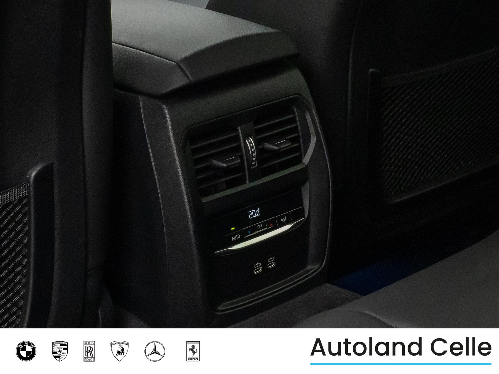 Fahrzeugabbildung BMW 320d M Sport Kamera DAB Widscreen Stop&Go LED