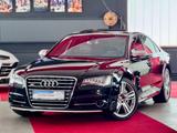 Audi S8 4.0 ACC B&O LED Ceramik Standheizung 360° 21" - Audi S8: Limousine