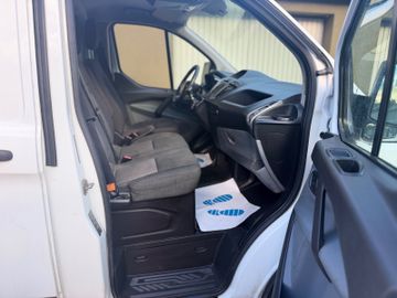 Ford Transit Custom - 8
