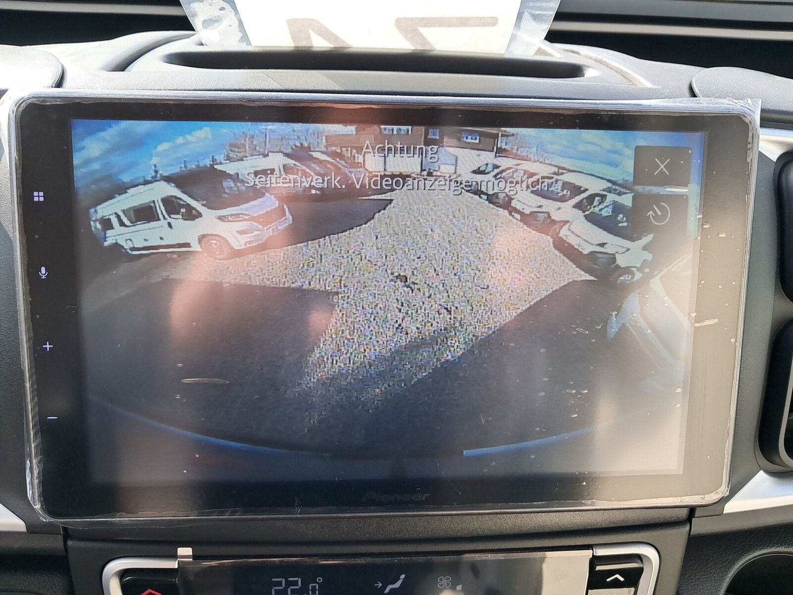 Fahrzeugabbildung Eura Mobil Van V 635 EB Automatik, 180 PS, Fahrassistenz