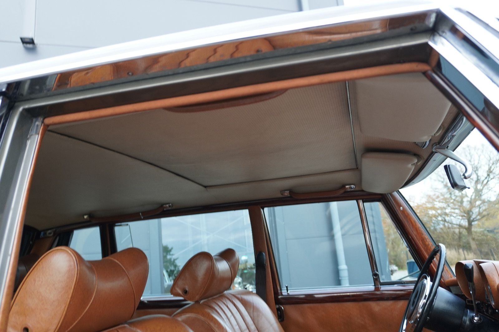 Fahrzeugabbildung Mercedes-Benz 600