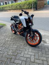 KTM 390 Duke  - KTM DUKE 390