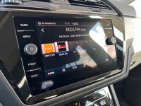 VW Touran 1.5 TSI DSG R-Line Ex 7SI KAM AHK 4J GAR bei Autohaus Landmann & Maier OHG