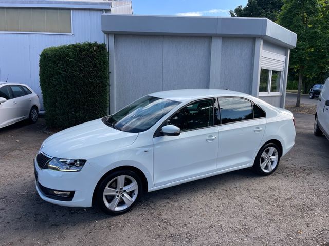 Skoda Rapid Drive!Limo!Xenon!130000 km!115 ps!