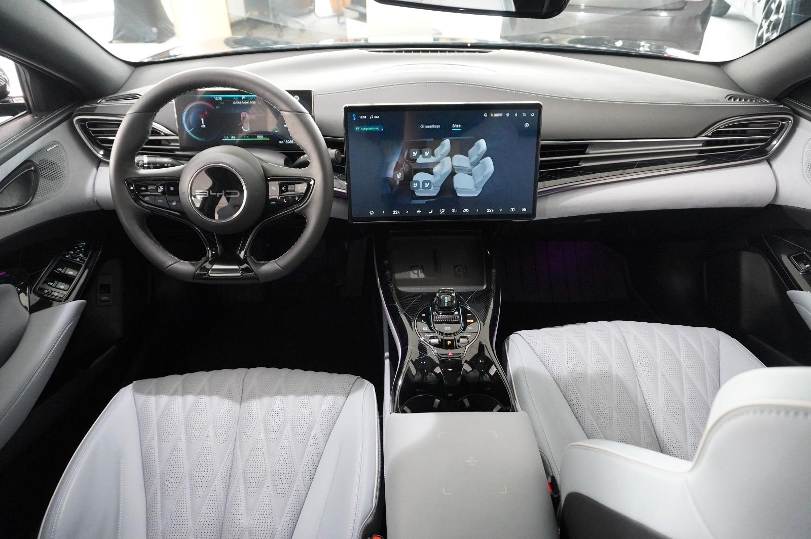 BYD SEAL RWD DESIGN 82,5 KWH NAVI/LED/360°/SPORT/DAB