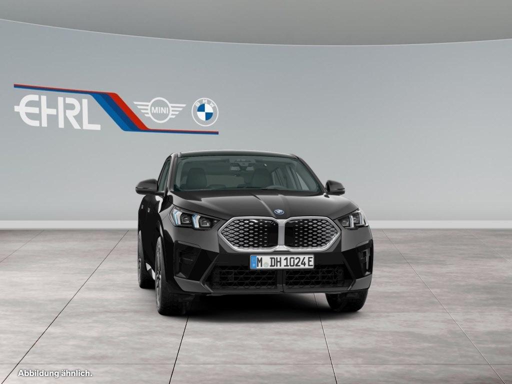 BMW iX2 eDrive20 M Sportpaket Head-Up HK HiFi DAB