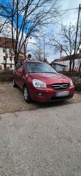 Kia Carens - Kia Carens in Stuttgart