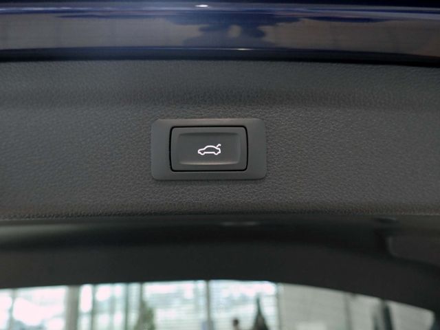 Fahrzeugabbildung Audi Q3  Advanced 35 TDI S-Tronic | LED AHK RFK