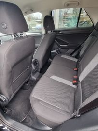 Fahrzeugabbildung Volkswagen T-Roc 2.0 TDI 7-DSG Active NAVI 17"Alu PDC