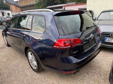 Volkswagen Golf - 5