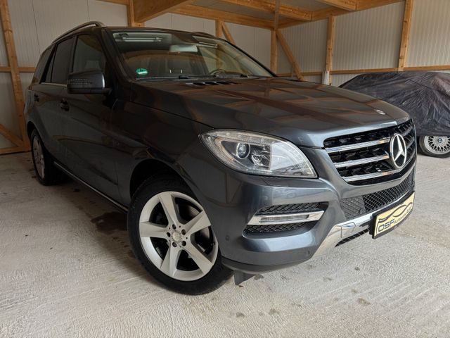 Mercedes-Benz ML 350 CDI BlueTec,Navi,R.Kam,AHK,Leder,Spur,Tot