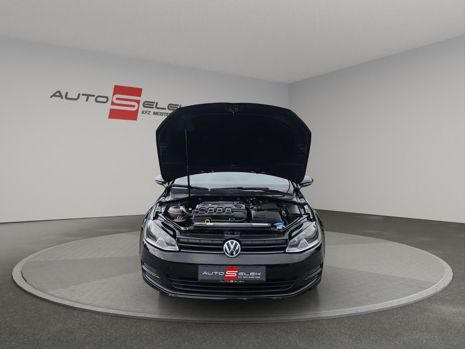 Fahrzeugabbildung Volkswagen Golf VII Variant Trendline BMT NAVI KLIMA SHZ