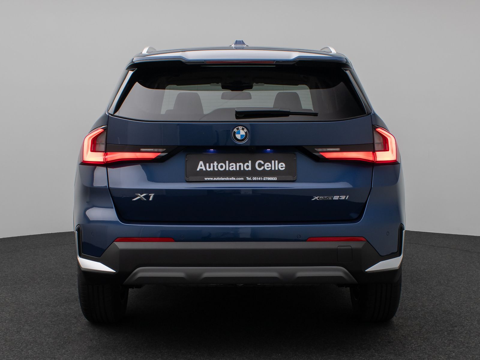 Fahrzeugabbildung BMW X1 xD23i Panorama 360° HUD H/K AHK Komfort Sport