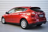Ford Focus Lim. Titanium+PDC+SHZ+Xenon+Tempomat - gebrauchte Ford Focus aus dem Jahr 2012