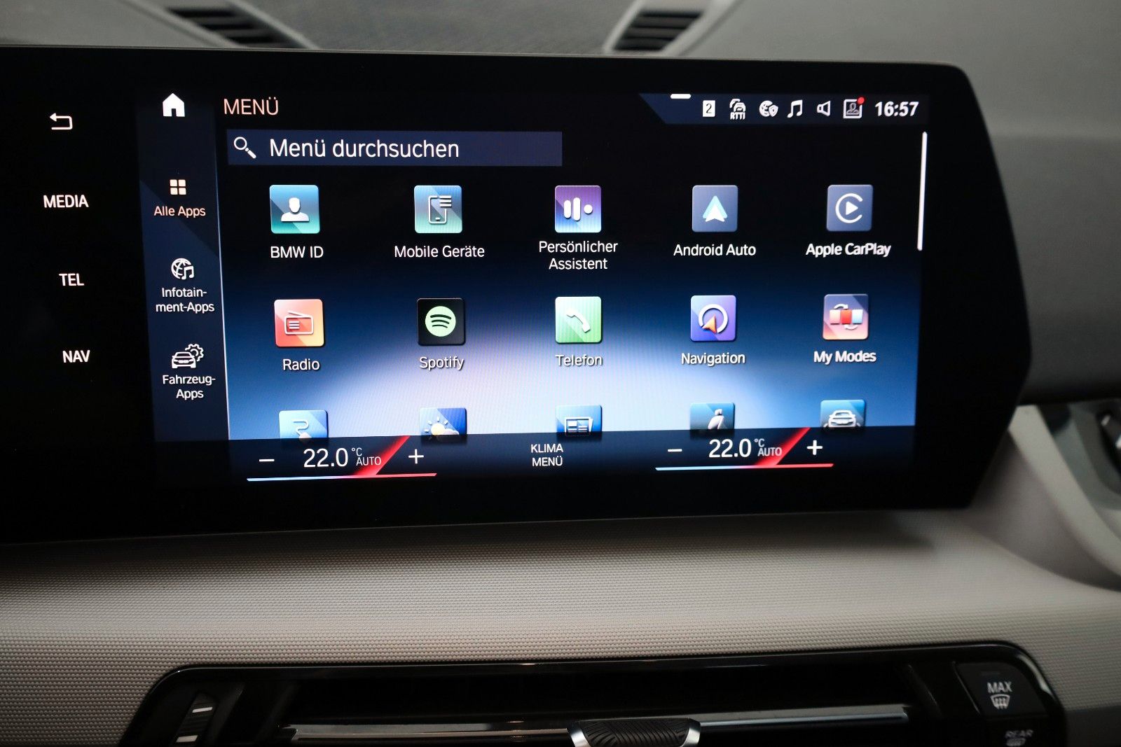Fahrzeugabbildung BMW X1 25e xDrive Leder,Navi,LED,Kamera,ParkPak.,AHK