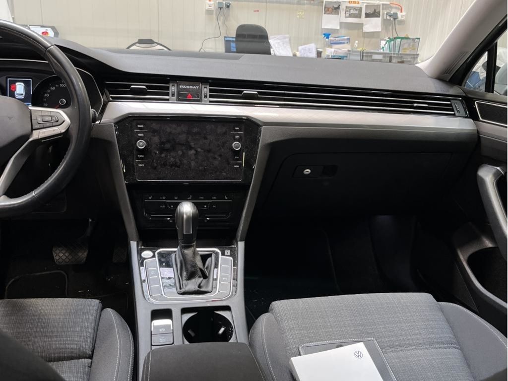 Volkswagen Passat Var TDI DSG*STANDH*PANO*ACC*LED*CAM*AHK