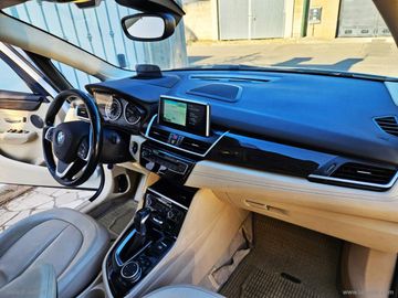 BMW 218 Active Tourer - 12