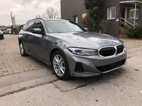 BMW 320 i Touring Aut. LED Standheizung 360°