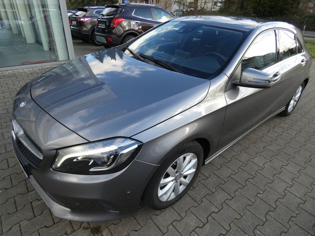 Mercedes-Benz A 180 A -Klasse A 180 BlueEfficiency