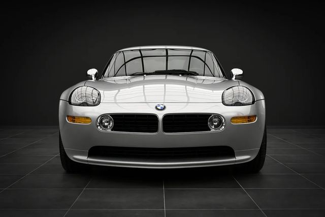 BMW Z8 1200km! like NEW 270000netto