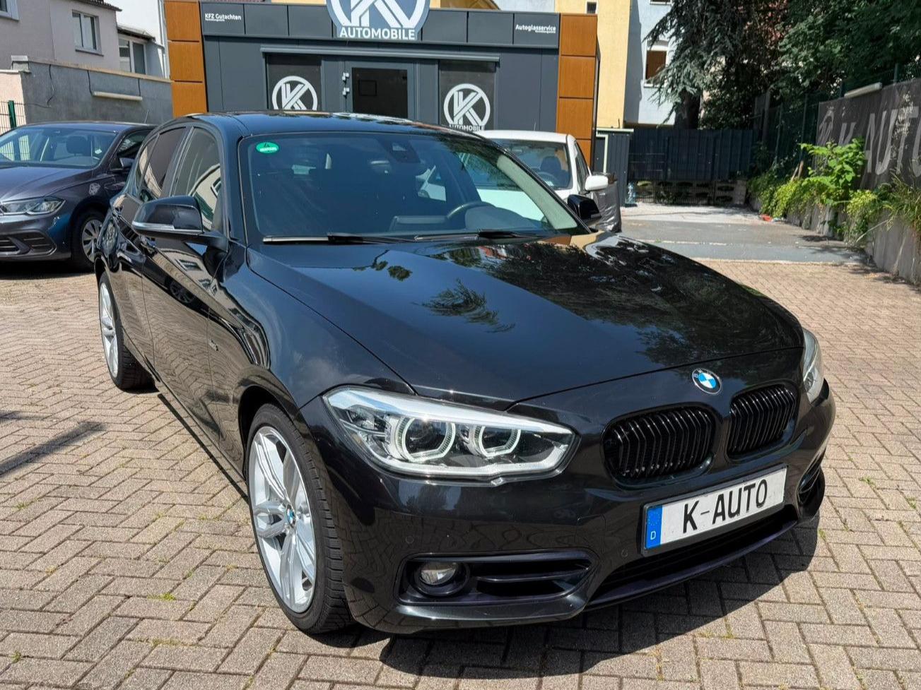 BMW 120 d xDrive Sport Line 5-trg. LED/PDC/18"