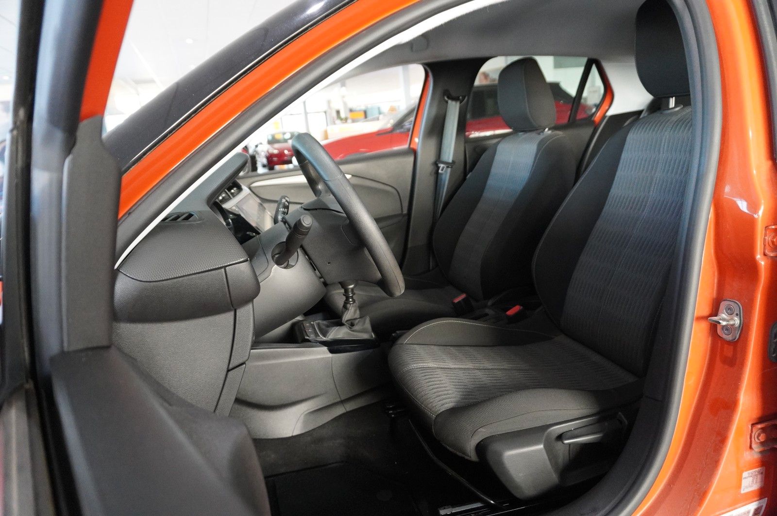 Fahrzeugabbildung Opel Corsa F 1.2 EDITION NAVI/LED/KAMERA/TEMP./SPORT