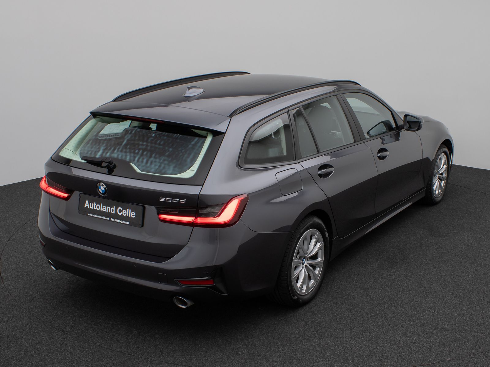 Fahrzeugabbildung BMW 320d  DAB CockPit+ Lordos PDC Geschwindigkeitsre